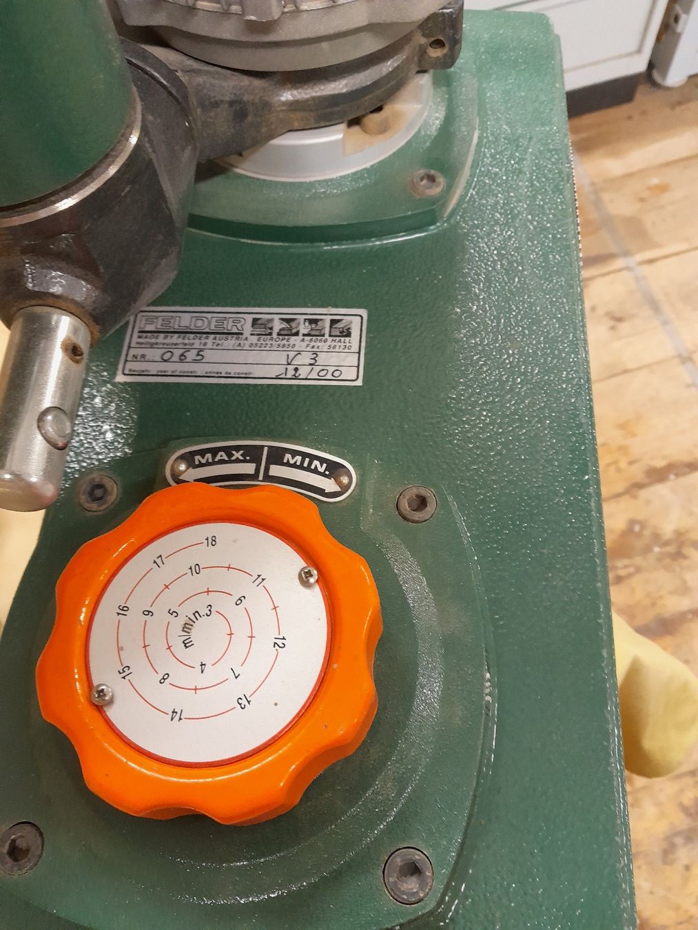 Alle Maschinen: Vorschubapparat FELDER Variofeed3 – Gebraucht aus Baar von holzatelier 2