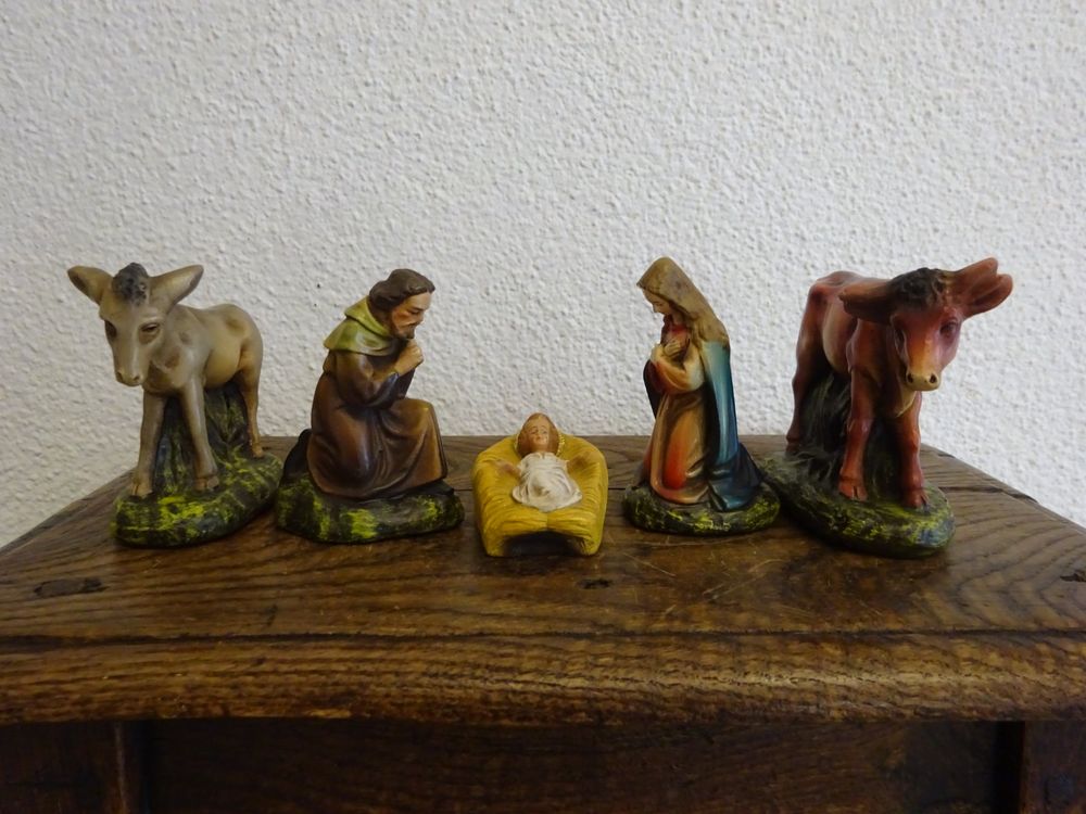 Süße Weihnachtskrippe: Heilige Familie Mit Tieren - 9,5 Cm Perfekt Als Geschenk