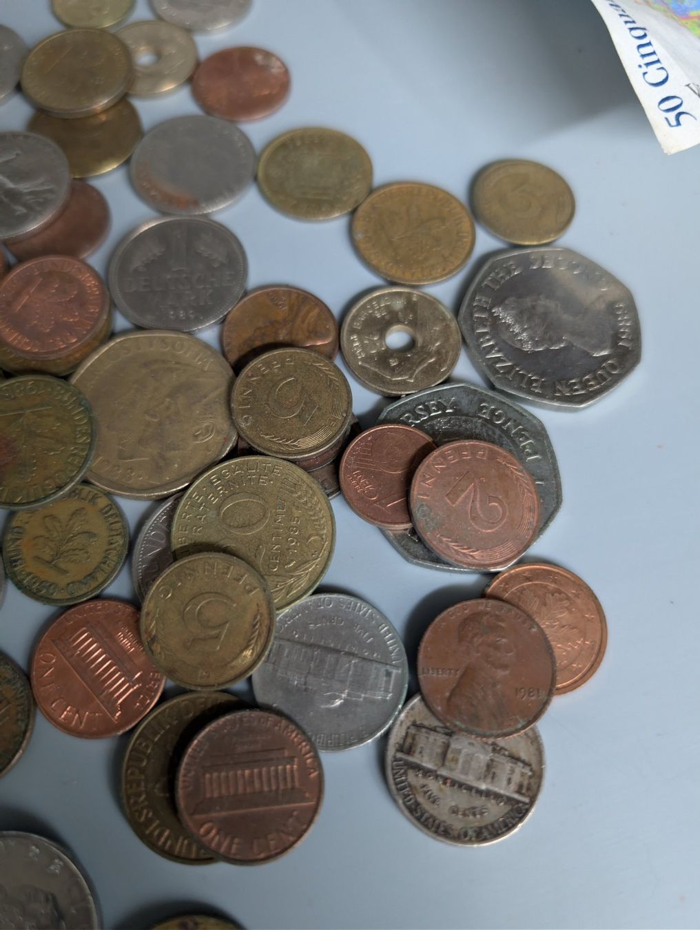 Banknoten: Alter Geldbeutel mit Münzen und Note – Gebraucht aus Wynau von Zebrafurz 5