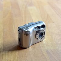 Nikon Coolpix 5600 Silver Digital Camera