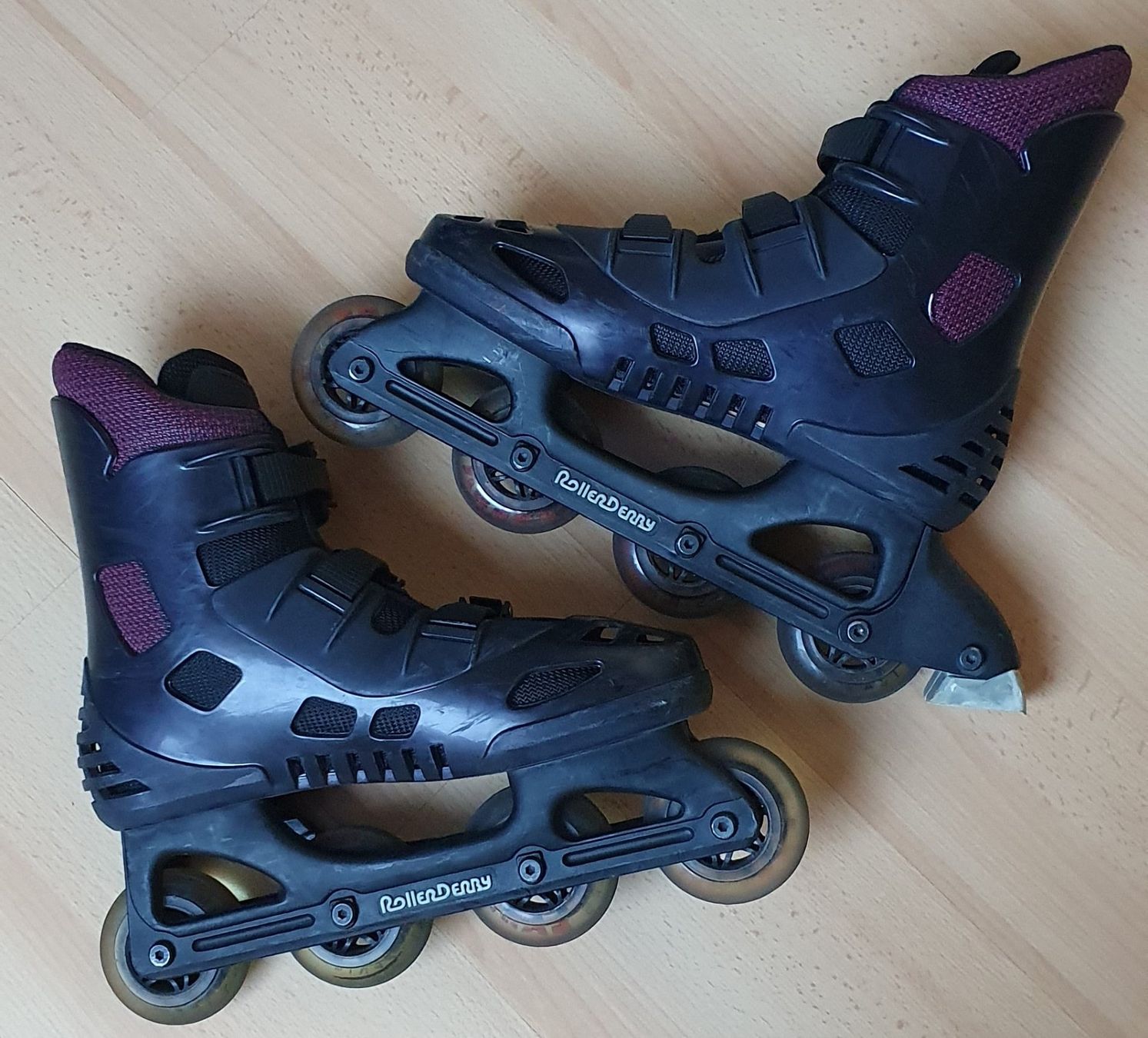 Inline-Skating & Rollschuhe: Rollerblade "Rollerderby BX5000", Grösse 41/42 – Gebraucht aus Unterengstringen von YoungTalent