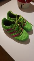 Chaussures de foot Adidas, pointure 30 bon etat!