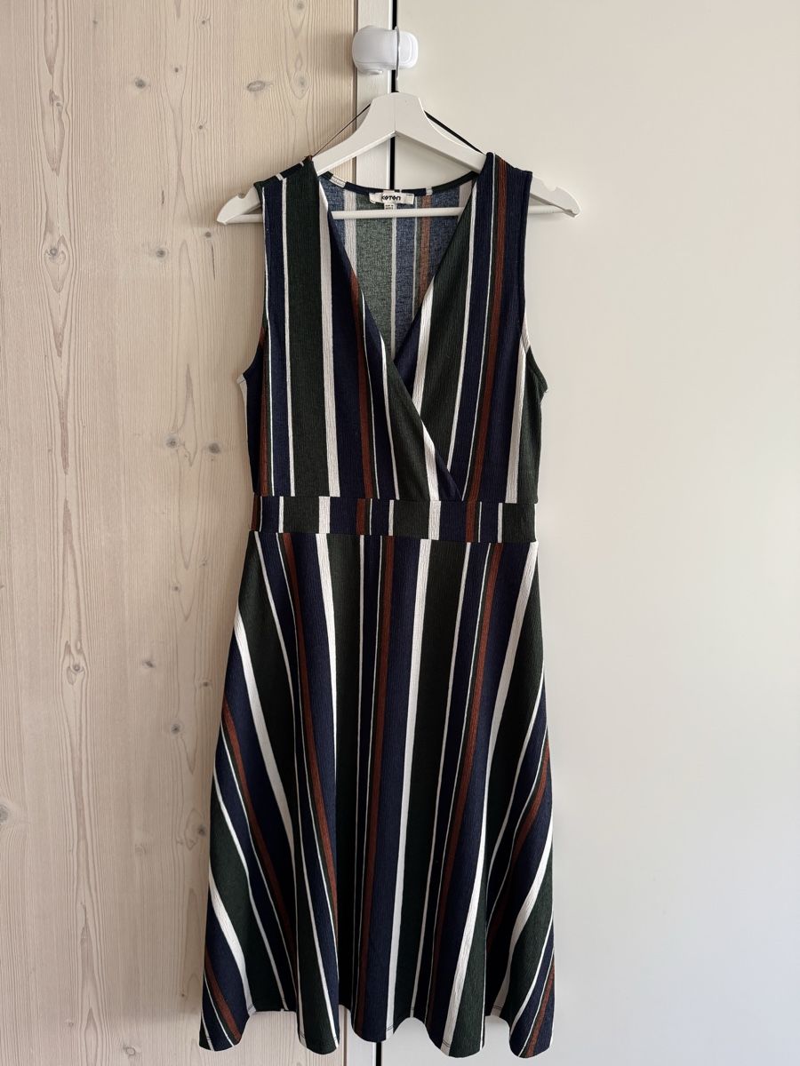 Vestiti: Striped Summer Dress, V-neck, size M – Nuovo (secondo la descrizione) da Nänikon venduto da rom_tj66 3