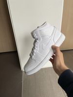 Jordan 1