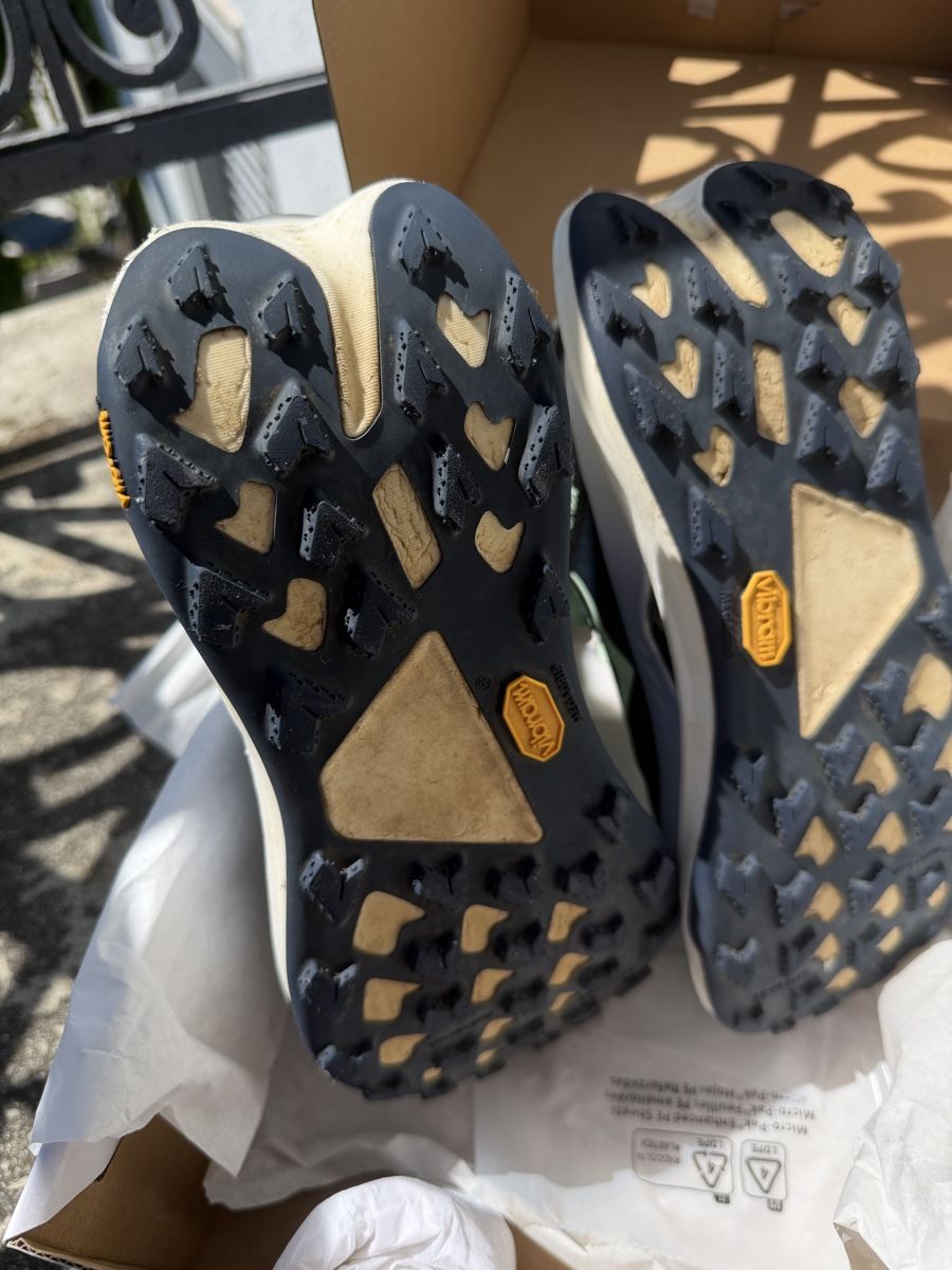 Hoka One One Damenschuhe: HOKA Tecton X3 Trail Running – Gebraucht aus Zürich von agichristine 2