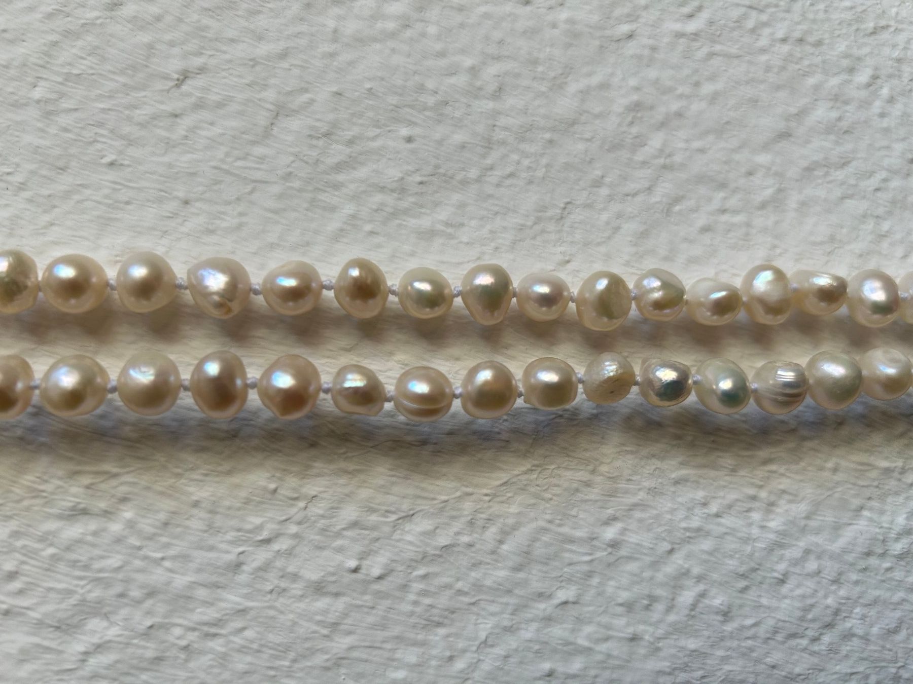 Catenine: Perlenkette mit Anhänger – Usato da Turgi venduto da dewi2003 2