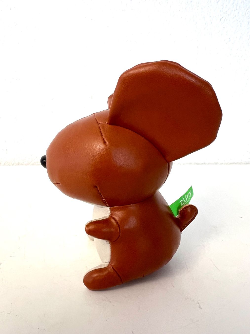 Statuette: ZÜNY Mouse Briefbeschwerer 250 g Kunstleder ca. 2008-2014 – Usato da Zürich venduto da Arche_Brockenhaus 4
