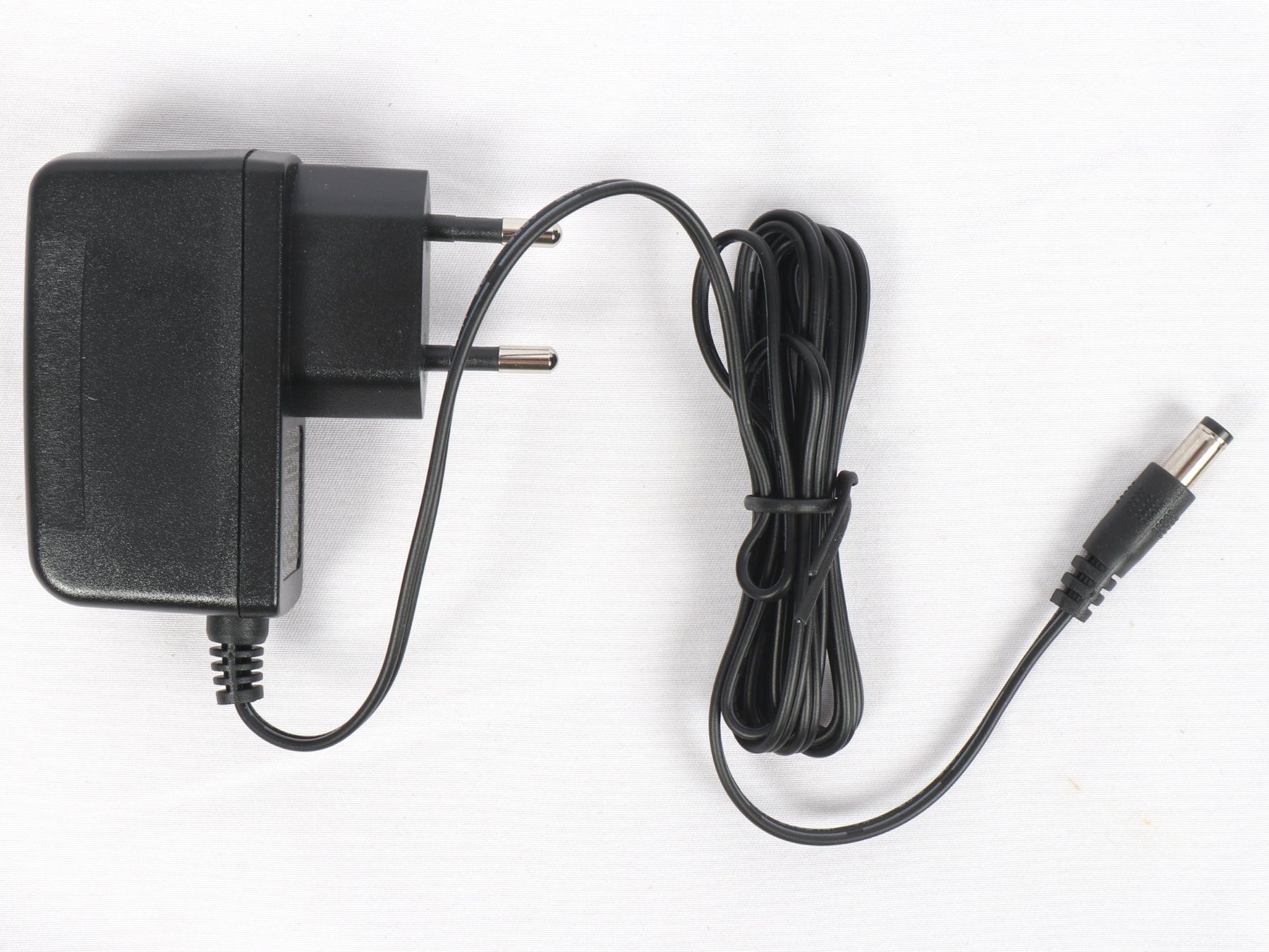 Lecteurs & Adaptateurs: FORMULER Power Adapter 12V 1A – Neuf (Voir description) à Steinen par Restwert_Steinen 1
