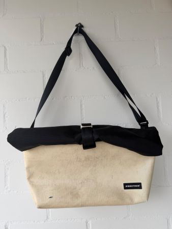 FREITAG F640 Rollin Shoulderbag dreckiges weiss