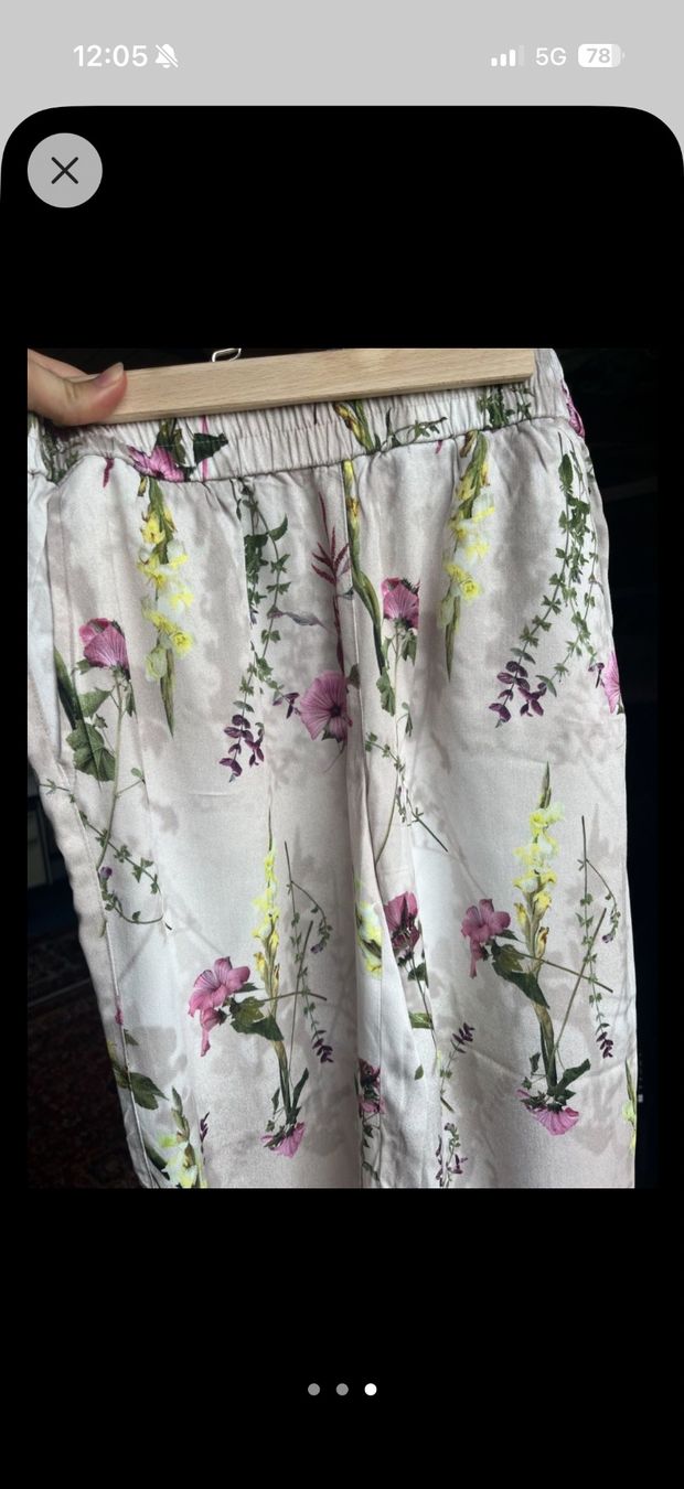 H&M Pantaloni: Pack 2x Hosen – Usato da Boppelsen venduto da iris_b_u 3