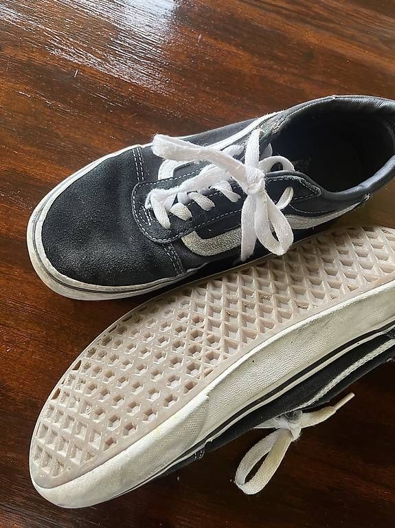 Chaussures hommes: Vans Turnschuhe Gr. 36 – D'occasion à Muri b. Bern par sibube3000 1