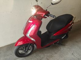 Yamaha D'elight 125 Baujahr 2023