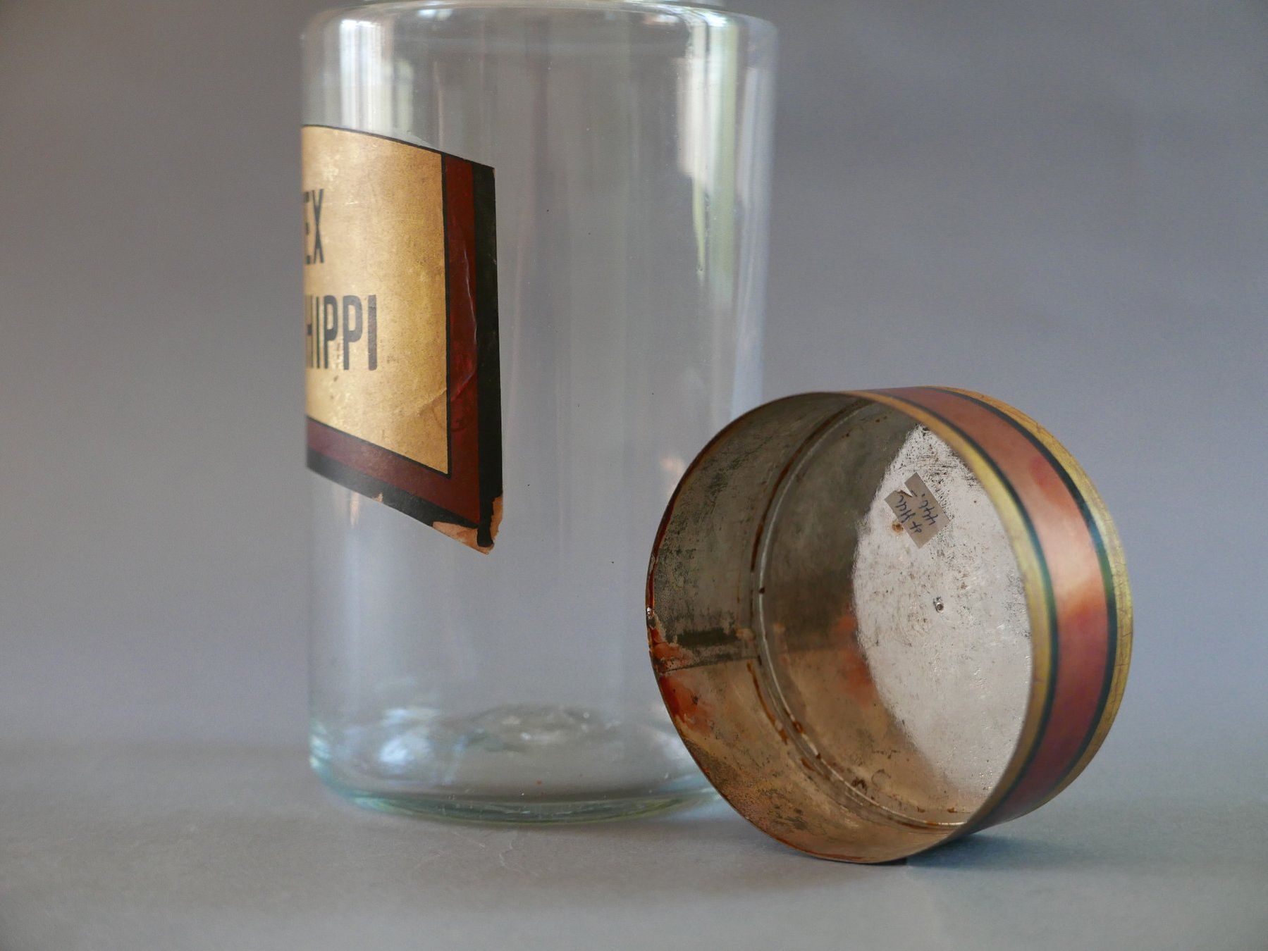 Verres: ANTIKE APOTHEKER-DOSEN GLAS 19. JH. – D'occasion à Balgach par Zwischenraum 5
