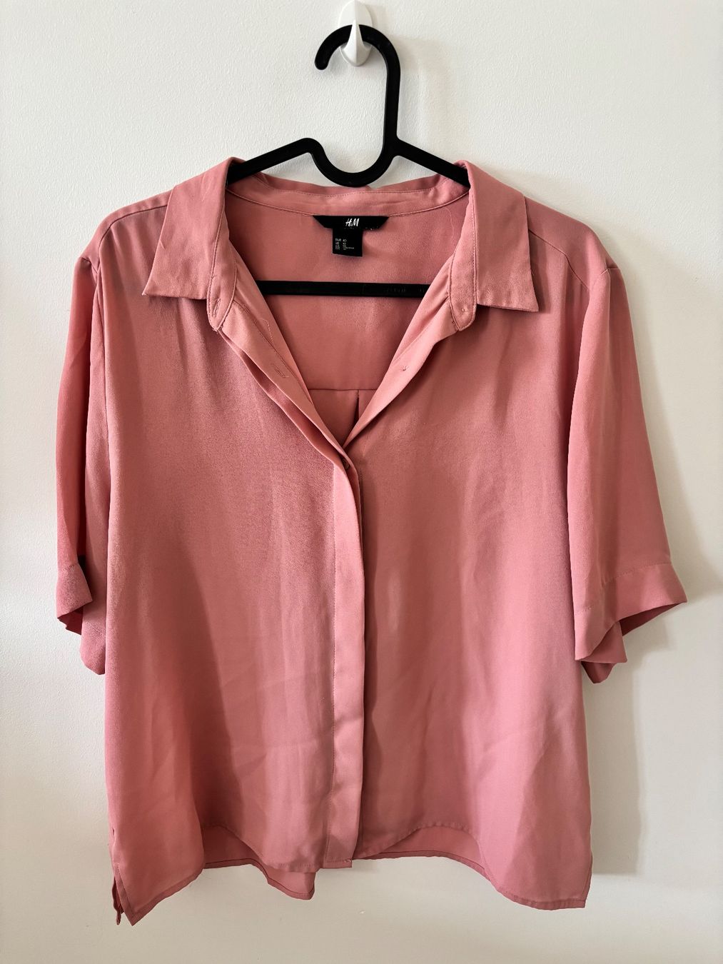 H&M Chemisiers: Chemise rose – D'occasion à Bulle par lfr_gfx8