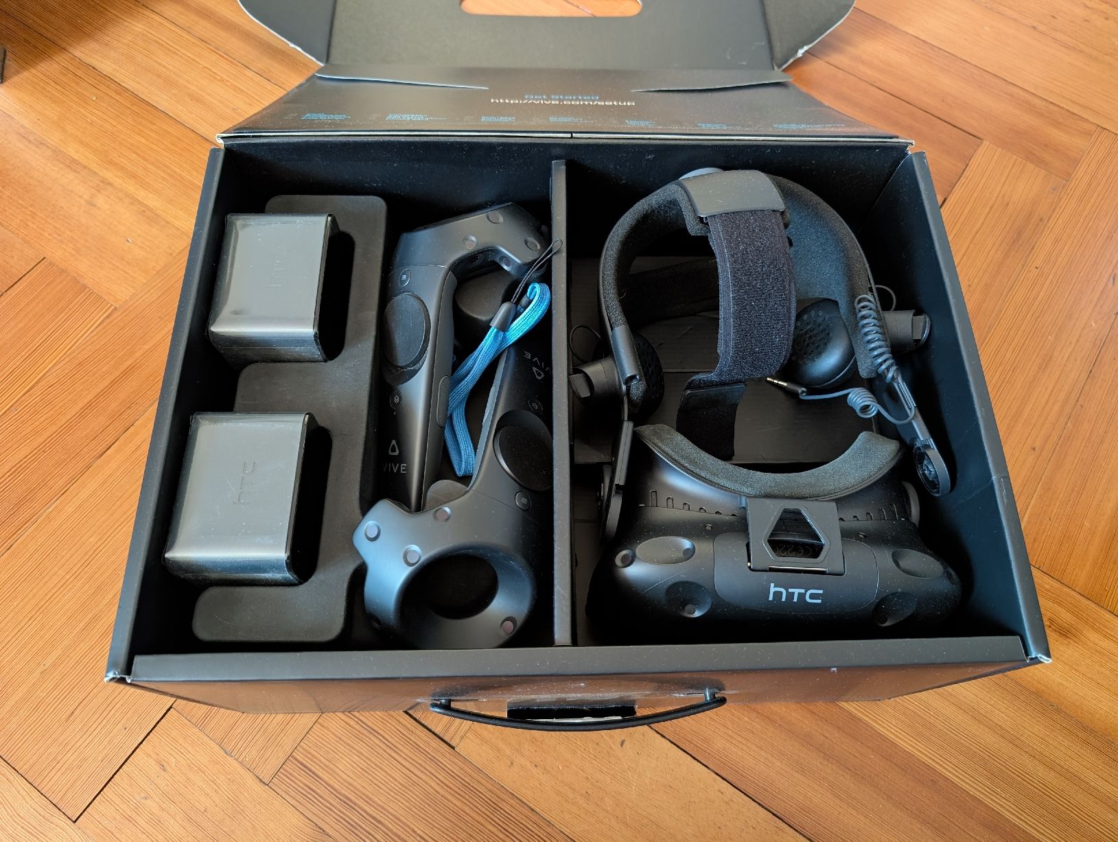 HTC VR Brille: HTC Vive VR Set – Gebraucht aus Rapperswil SG von Selvin