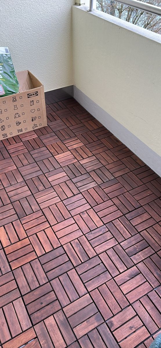 Rivestimenti per pavimenti: Ikea Runnen Bodenrost – Usato da Winterthur venduto da AdlerMn
