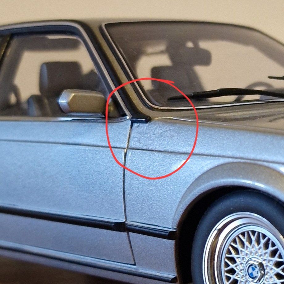 Autoart Modellini d'auto: Autoart 1:18 BMW 635 / Grau Metallic – Difettoso da Rüti b. Büren venduto da tempo50 6
