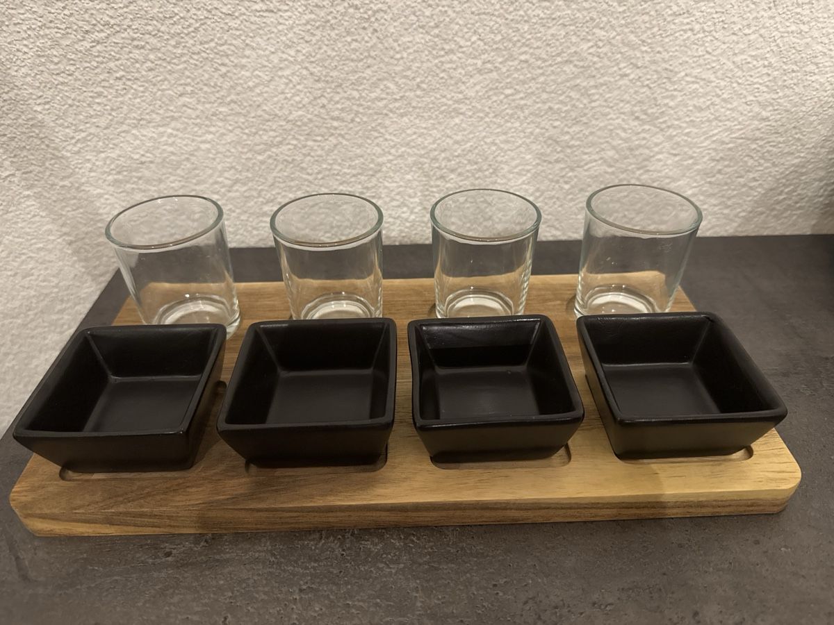 Piatti di portata: Apéro Schale mit Holzbrett – Usato da Staufen venduto da mich_05 1