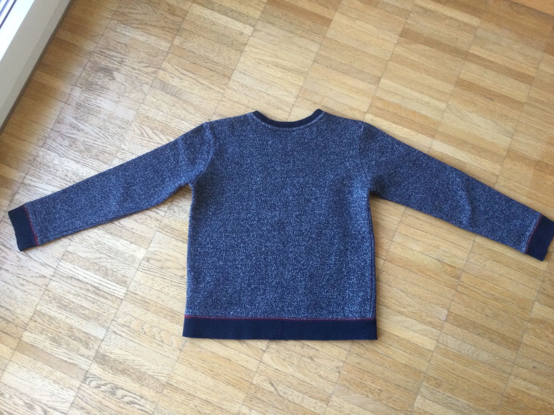 Pullover & Sweatshirts: Kinder Pulli Blau, Gr 146 – Gebraucht aus Zürich von VorlonShadow 1