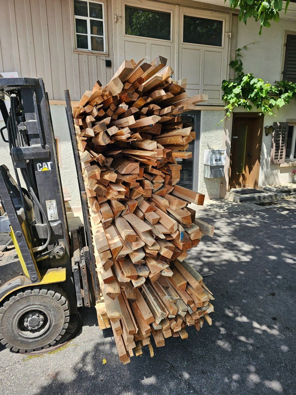 Holzartikel: Brennholz oder zum Basteln, sofort verfügbar – Gebraucht aus Sulgen von E_Dreier 1