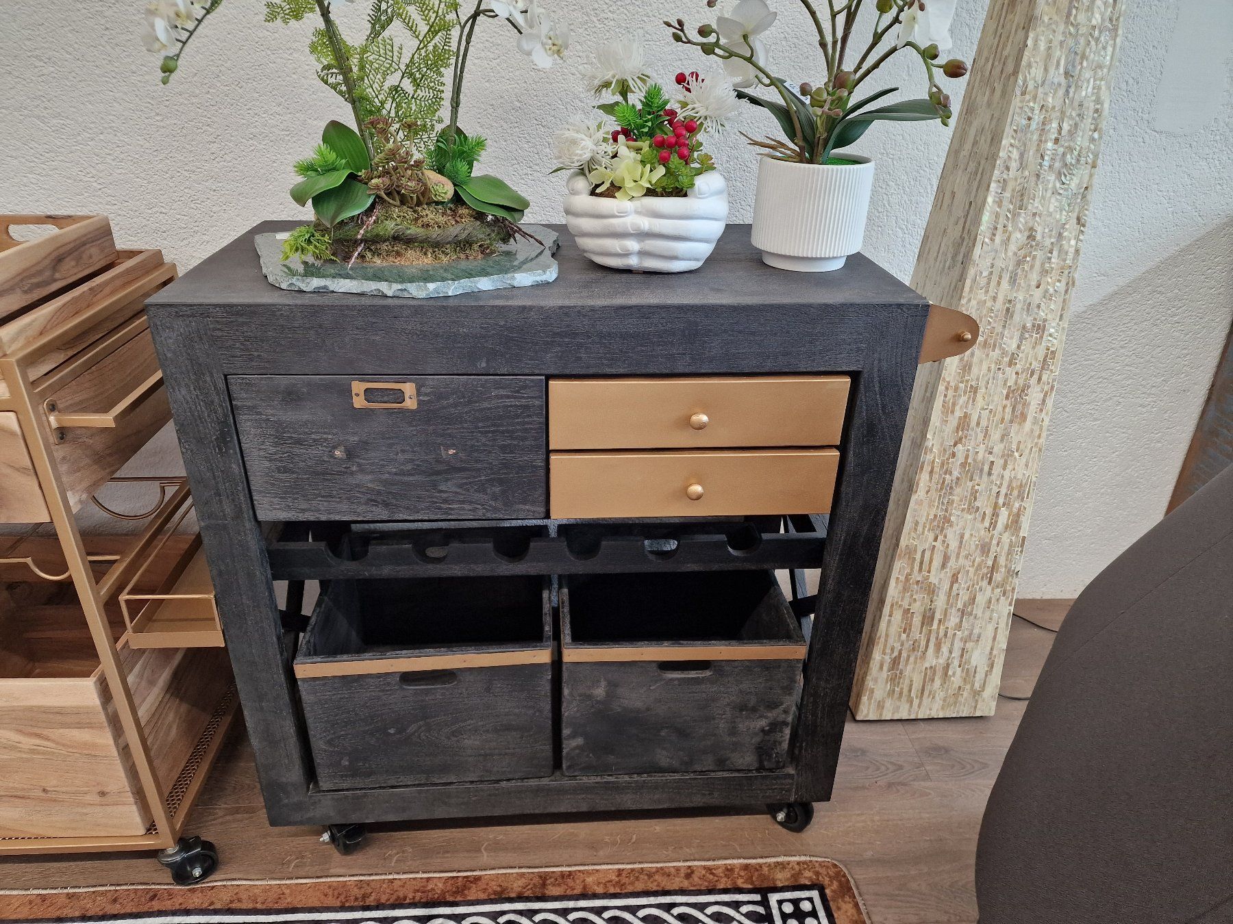 Console: Weinwagen - Massiv Holz Schwarz – Nuovo (secondo la descrizione) da Oensingen venduto da directshop24