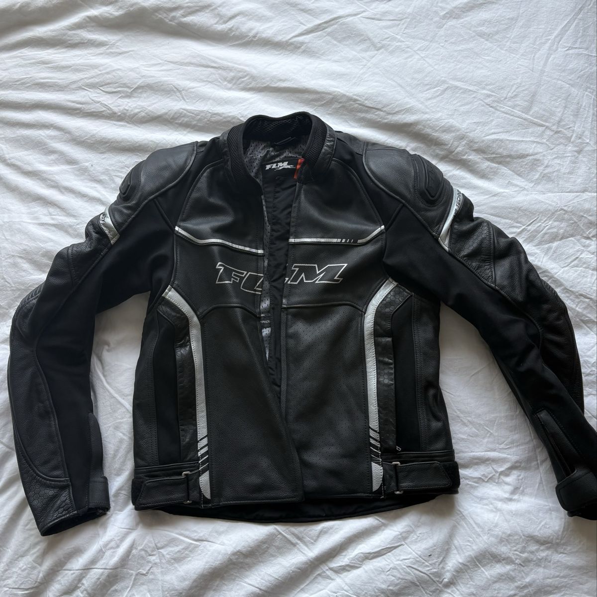 FLM Giacche: Herren Motorradjacke FLM Grösse 54 – Nuovo (secondo la descrizione) da Liebefeld venduto da chrigi324