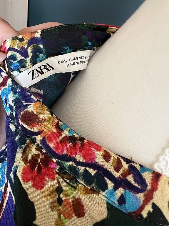 Kleider: Zara Kleid 36 S wie neu  – Gebraucht aus Zug von Byer157 2
