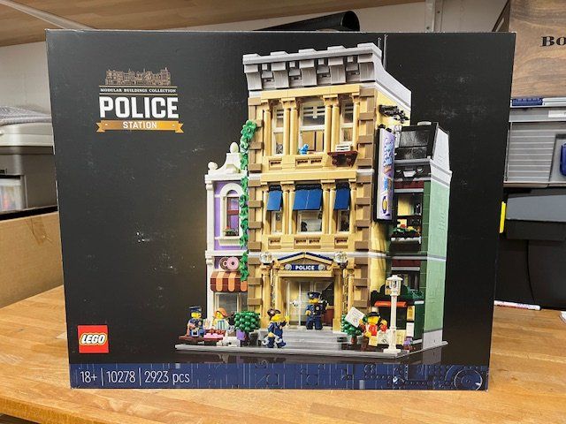 Lego Jeux de construction: LEGO Creator Expert 10278 / Polizeistation – Neuf avec emballage d'origine à Wohlen AG par Adesso02 1