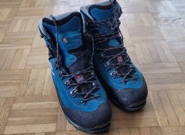 Bergschuh von LOWA 100% Steigeisen fest 41.5