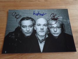 Autogramm R.E.M. - 13x18 original handsigniert