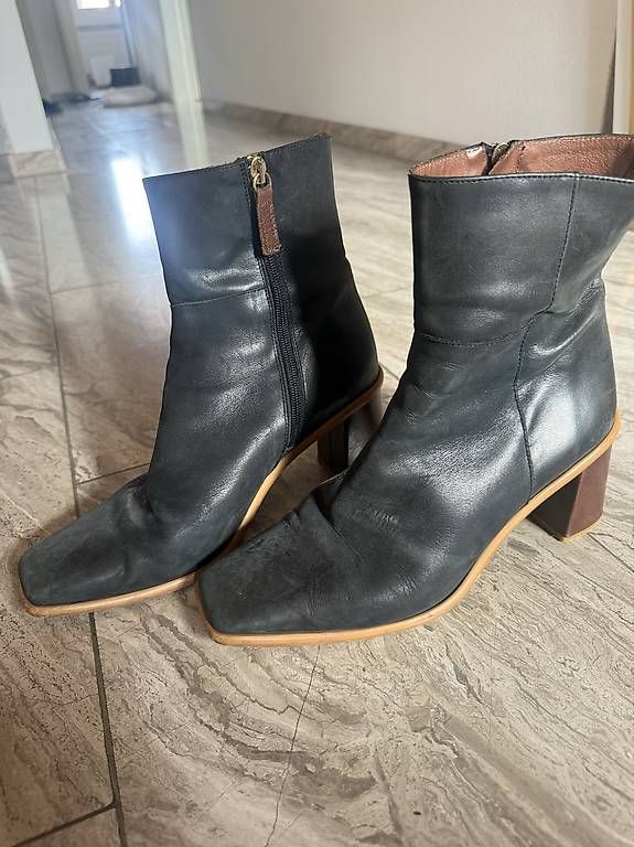 Damenschuhe: Alohas square toe black boot EUR 40 – Gebraucht aus Zürich von Aes_1290