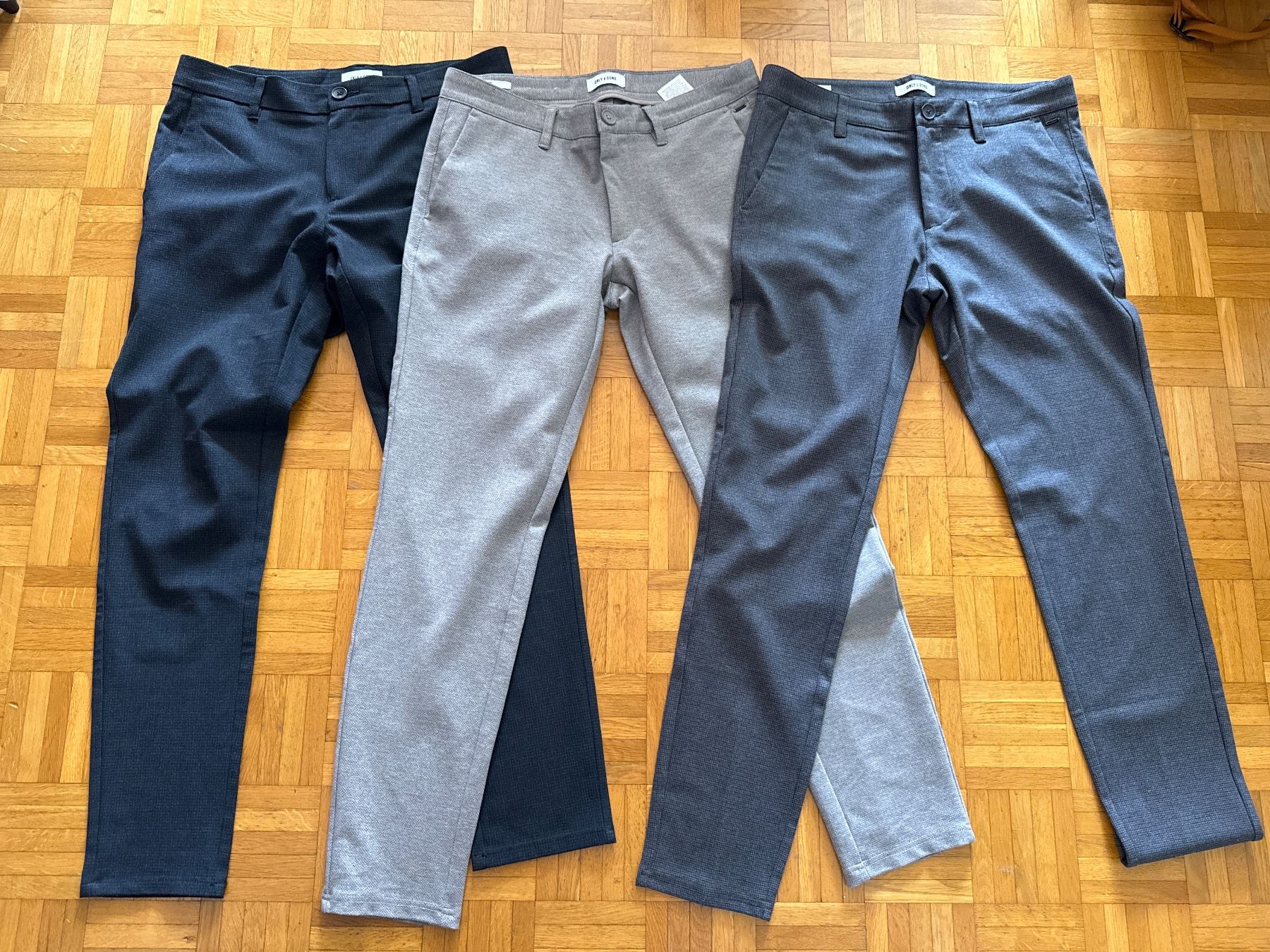 Only Lotti di vestiti: Only & Sons Mark slim Herren 32/32 – Usato da Winterthur venduto da britsi