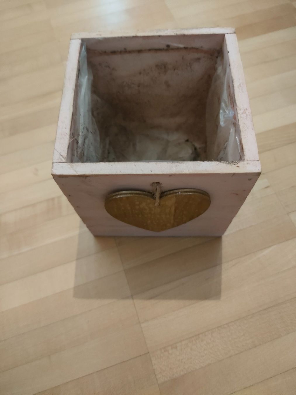 Vasi per fiori: Holz-Blumentopf mit Herz - Rosa – Usato da Wiesendangen venduto da s_er 3