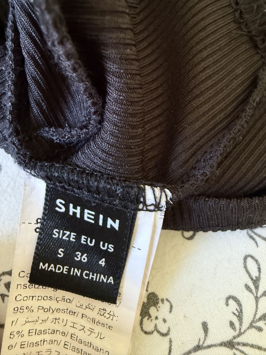 Shein Top: Langarm Oberteil – Usato da Brunnen venduto da pel_vk7g 2