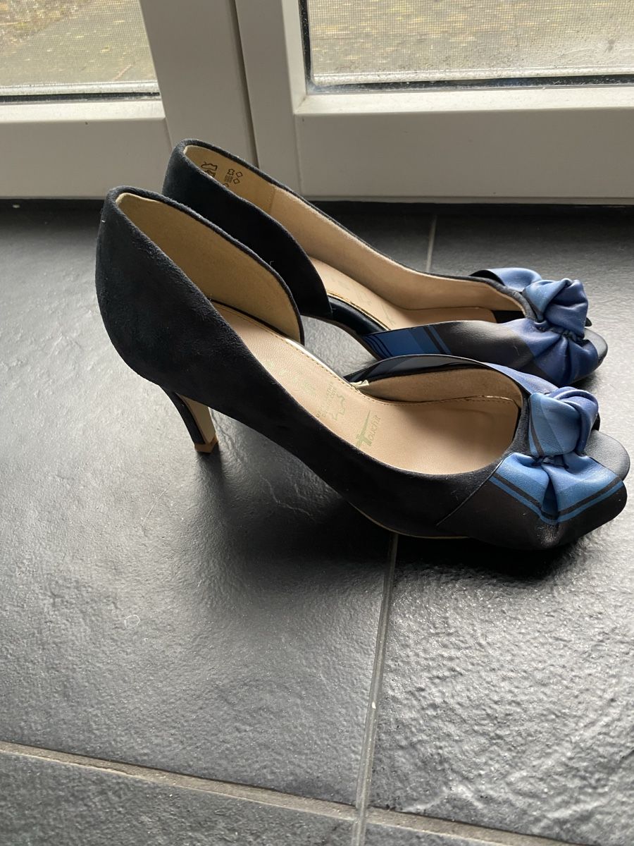 Tamaris Scarpe da donna: Suede open toe pumps – Nuovo (secondo la descrizione) da Zug venduto da kse_w9mn 3