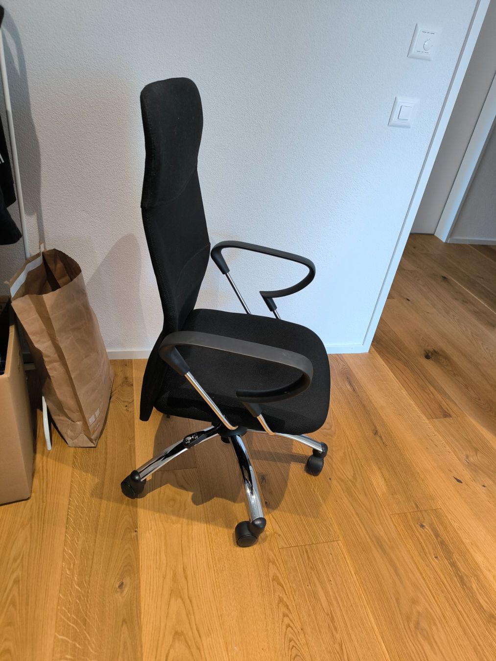 Sedie: Design-Bürostuhl, schwarz – Usato da Oberkirch LU venduto da myroch 1