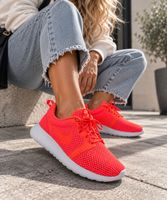 Neue Schuhe von NIKE eher Gr.40