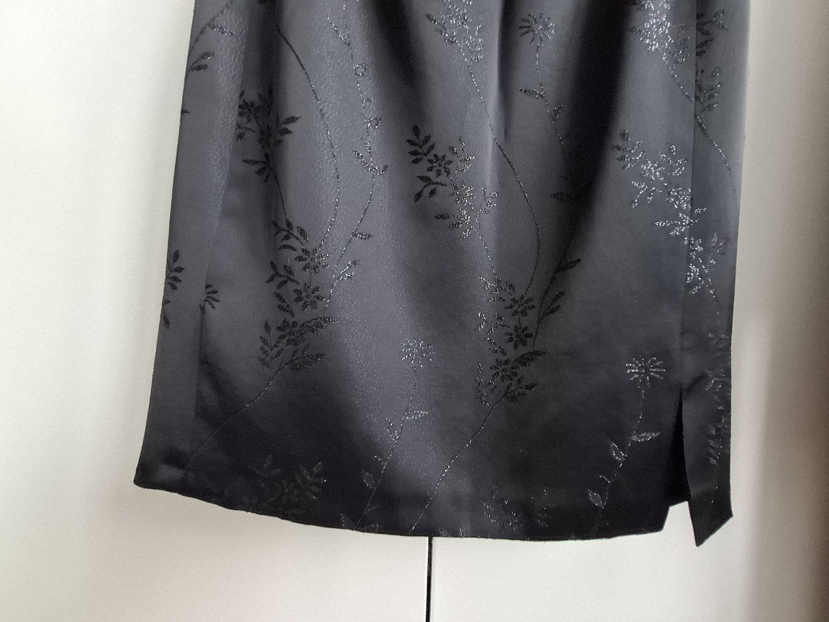 Gonne: Eleganter Jupe Grösse 36 Versand möglich – Nuovo (secondo la descrizione) da Neuenhof venduto da summer_25 2