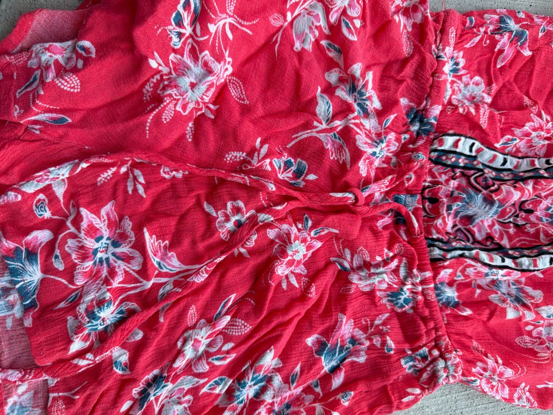 Top: Sommerlicher  mit Blumenmuster, Grösse XS – Usato da Riehen venduto da edu_92w7 3
