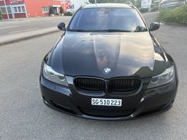 Bmw 325i touring 