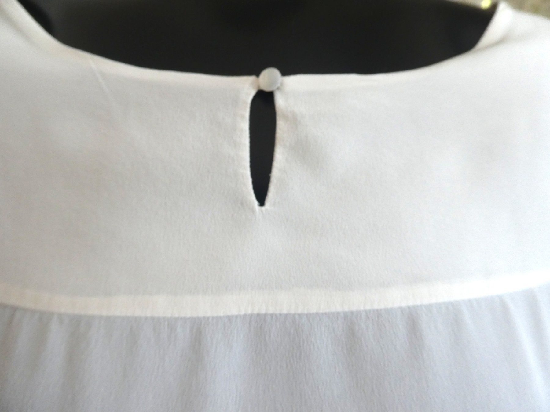 Luisa Cerano T-shirt: LUISA CERANO Shirt Bluse Front Seide, Gr. L – Usato da Berneck venduto da chouchou1415 1