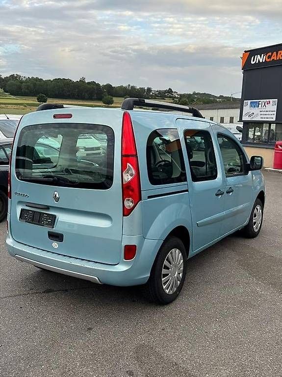 Autos: Renault Kangoo 1.6  – D'occasion à Cousset par dompich 2