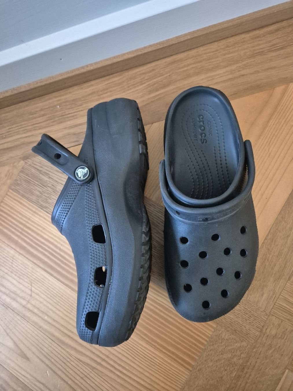 Crocs Chaussures hommes: Crocs Classic Platform Clog 39 – D'occasion à Bern par cy_ro 1