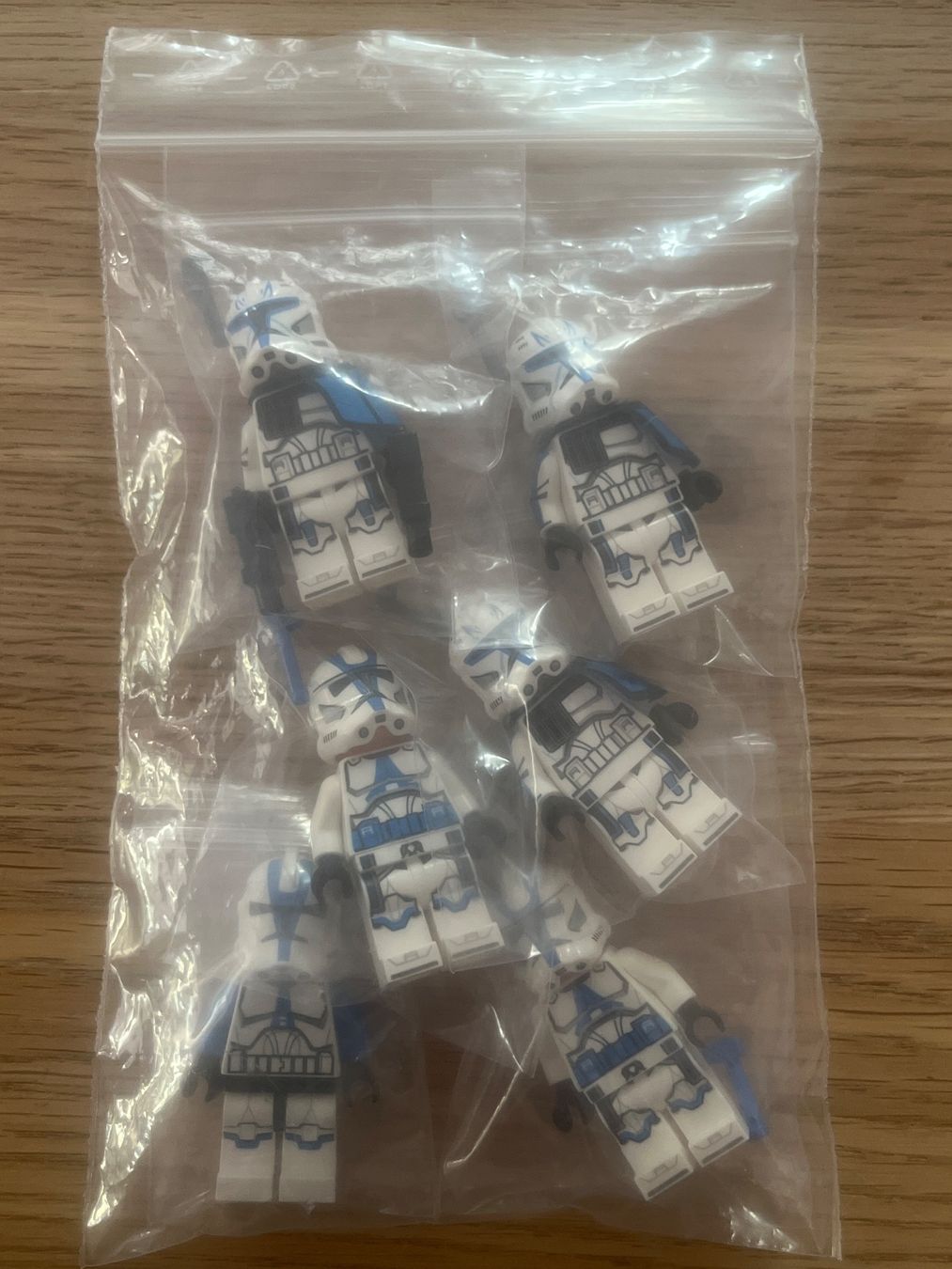 Lego Giocattoli: Lego Star Wars Minifiguren Clone neu ab 1.- – Nuovo (secondo la descrizione) da Wimmis venduto da Aluethi 3