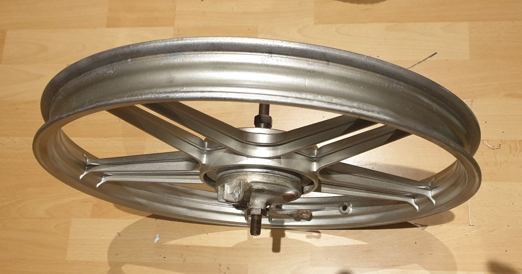 Puch Felgen: Puch Maxi S original Rad Felge 17 Zoll  – Gebraucht aus Einsiedeln von MGXX 4