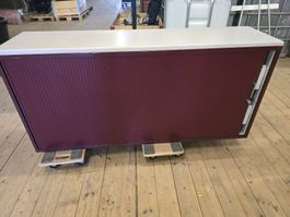 Büroschrank mit Rolladen-Tür & Schubladen, dunkelrot