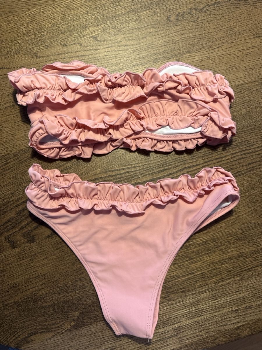 Maillots de bain & Bikinis: Bikini Rüschen rosa Grösse S neu – Neuf (Voir description) à Arbon par llaauraa 3
