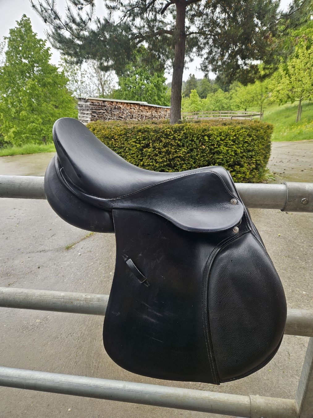 Selle & Accessori: Röösli-Sattel zu verkaufen – Usato da Ebnet venduto da Brujalinda 1