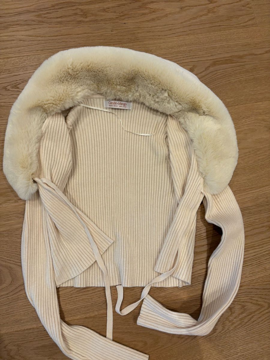 Mango Pullover & Sweatshirts: Camille Charriere x Mango sweater – Neu (gemäss Beschreibung) aus St. Gallen von ott_f827 1