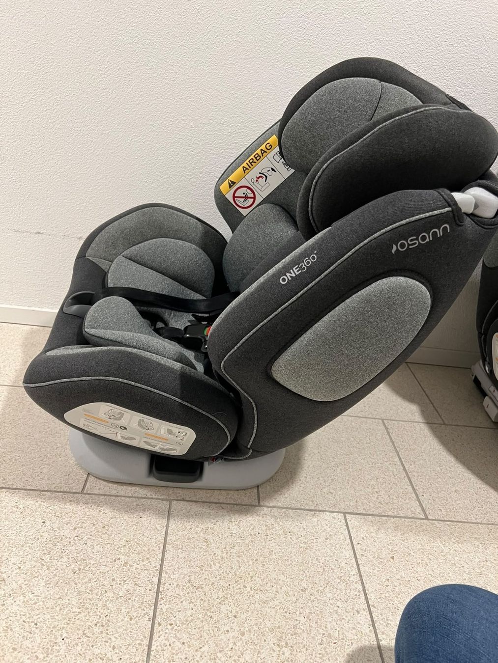 Osann Seggiolini per auto: Osann Kindersitz ONE360 grau gebraucht zwei Stück – Usato da Winterthur venduto da Drafter 3
